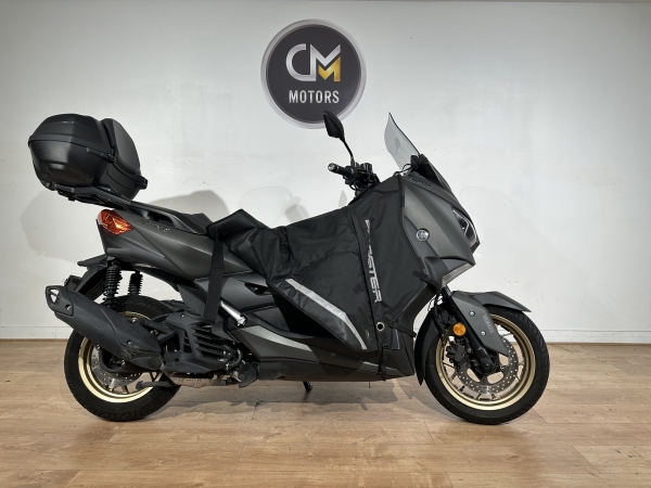 YAMAHA Xmax 125