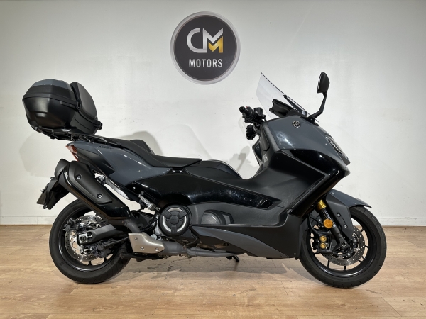 YAMAHA Tmax 560 Tech Max