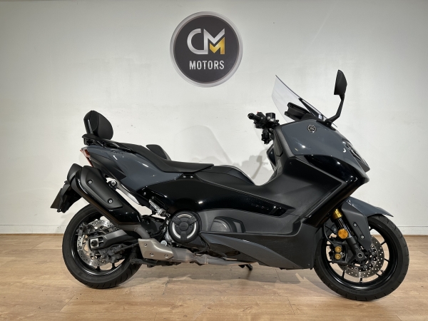 YAMAHA Tmax 560 Tech Max