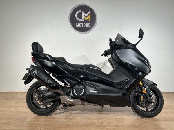 YAMAHA Tmax 560 Tech Max