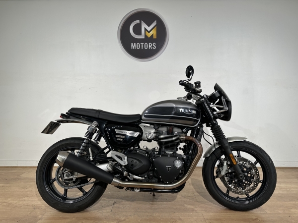 TRIUMPH Speed Twin