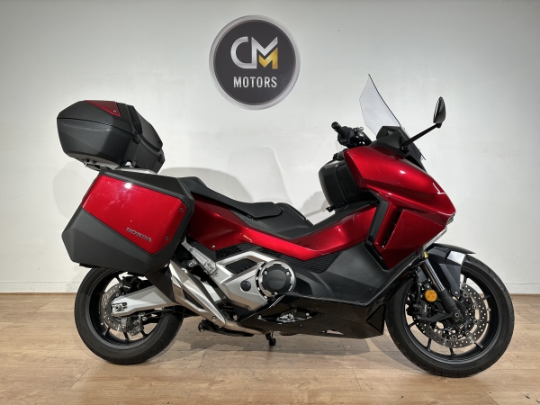 HONDA Forza 750