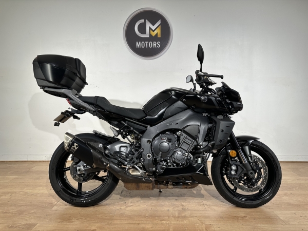 YAMAHA MT-10