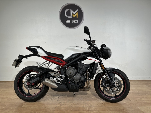 TRIUMPH Street Triple R