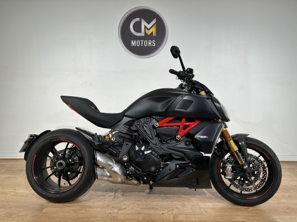 DUCATI Diavel S