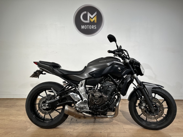 YAMAHA MT-07